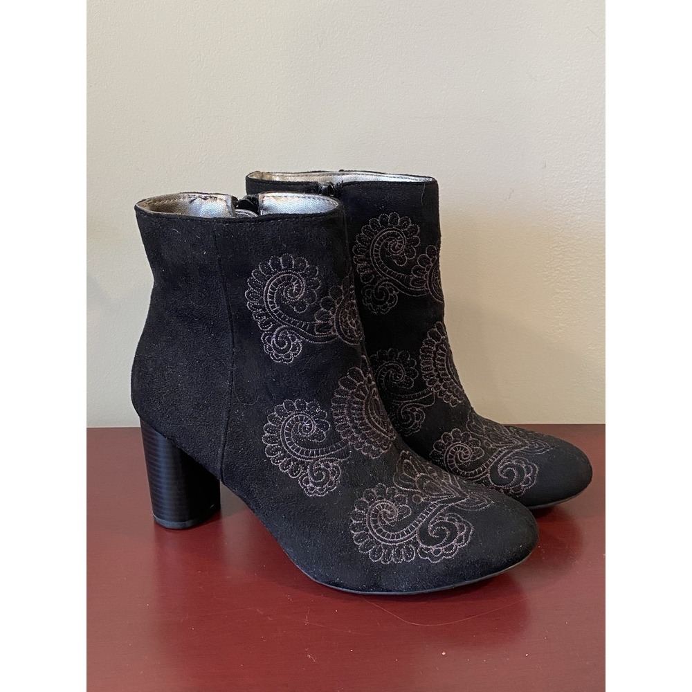 Relativity Re-Emma Black Above Ankle Boots Gray Embroidered Women's 7M Man-Made